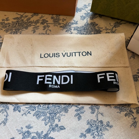 Fashion Monochrome Logo Headband